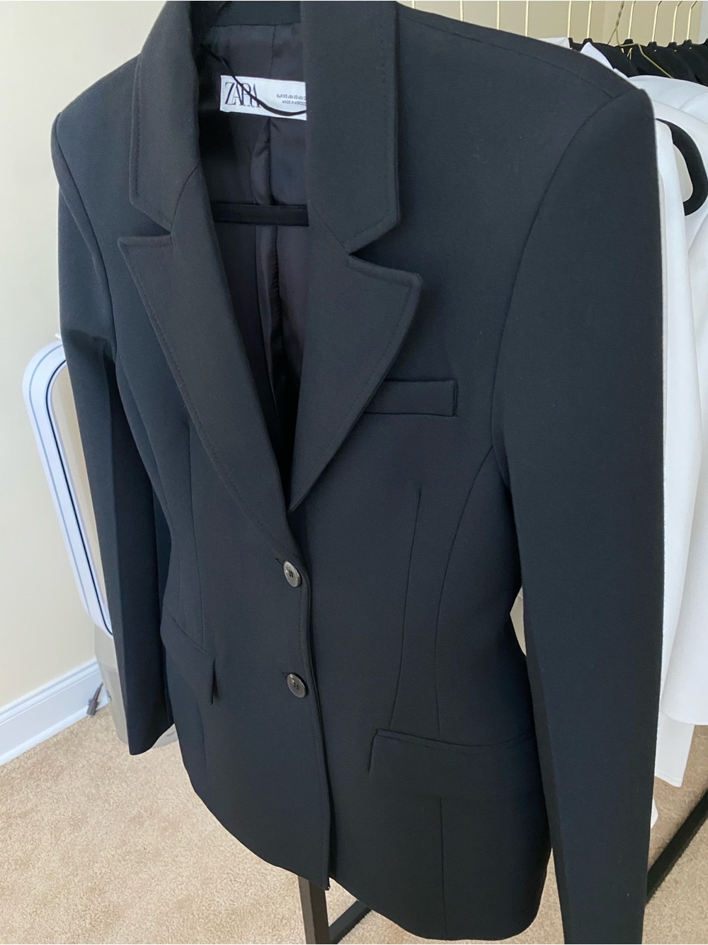 Zara structured fitted blazer in black, size XS.